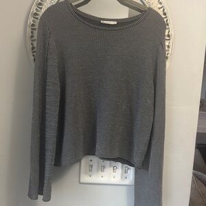 Zara Women's Gray Ribbed Long Sleeve Top